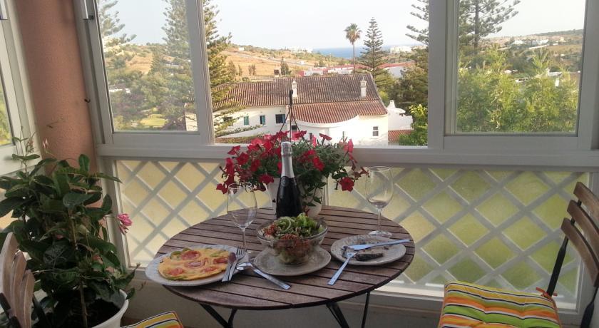 Lagos Ocean View Guesthouse ภายนอก รูปภาพ